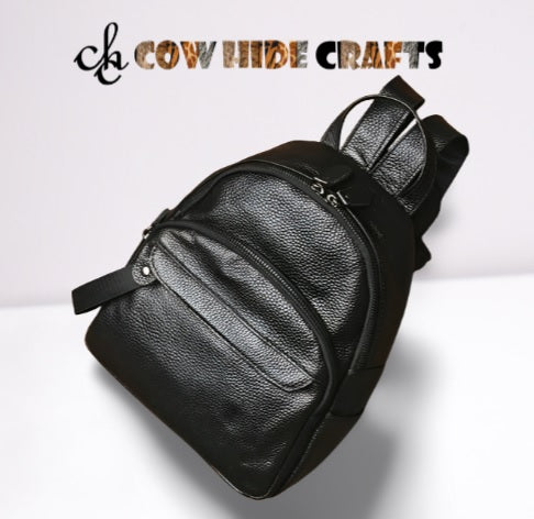Compact grain leather daypack