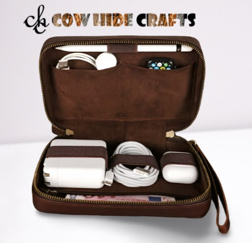 Compact leather organizer for business travel
