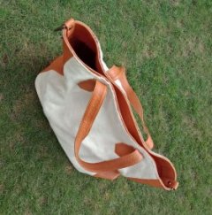 Cowhide shopper bag magnetic hook closure