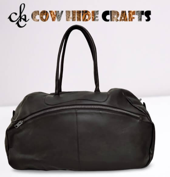 Curvy duffle leather bag black