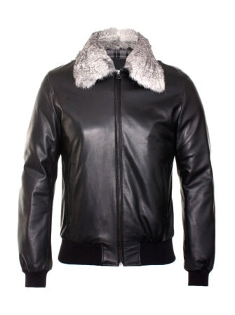 Detachable fur collar detail on men's cow leather pilot jacket