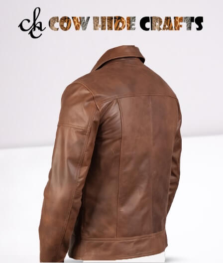 Glossy shiny finish detail on men's brown sheepskin jacket