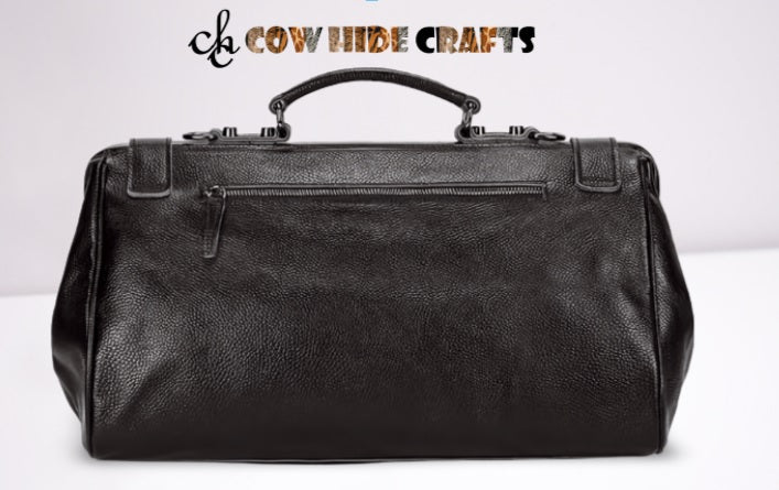Pebble Black Leather Weekender Exterior Zipper Pocket