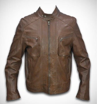 Round collar with button detail on men's brown sheep jacket
