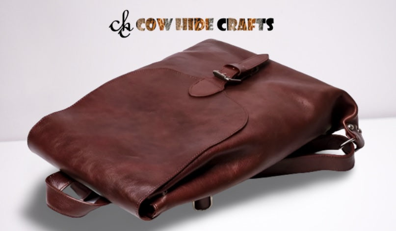 Slim vintage leather backpack with flap closure