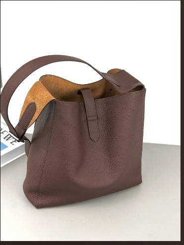 Slouchy leather hobo tote bag in dark brown mahogany