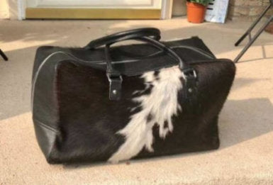 Sportswomen durable cowhide gym duffel