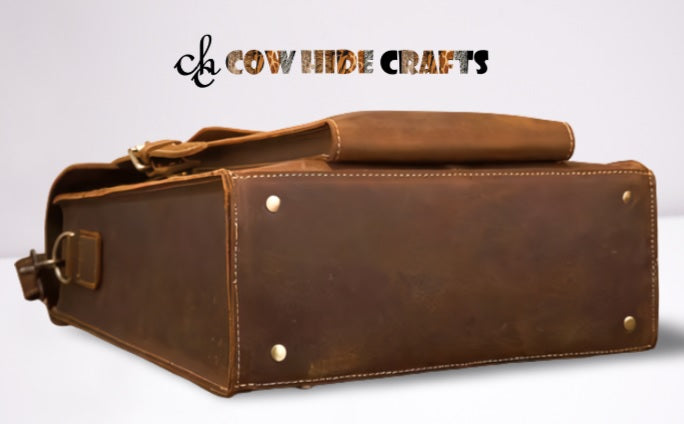 Vintage leather backpack with magnetic snaps