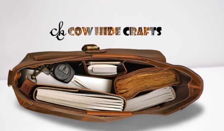 Vintage leather shoulder bag interior pockets