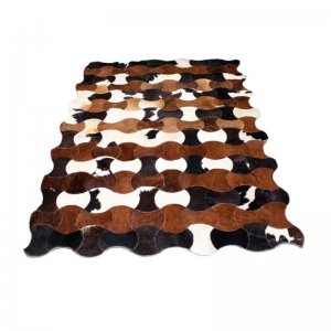 Zigzag patchwork cowhide rug brown white