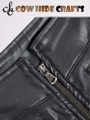 Decorative zipper detail on skinny fit black leather shorts